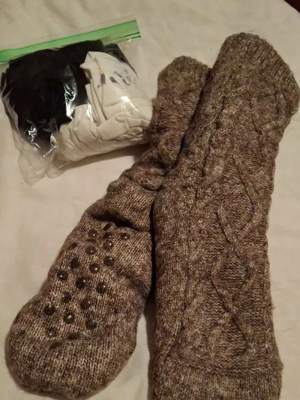 Knit Cable Lined Socks w/Studded Grip - Brown Heather + 2 Pair Tights (Mis426)